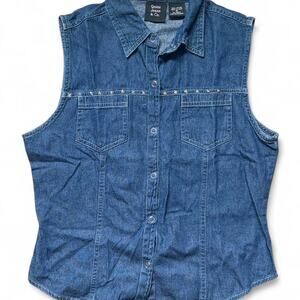 Denim Button-Up Vest Top with Star Details - Size: M